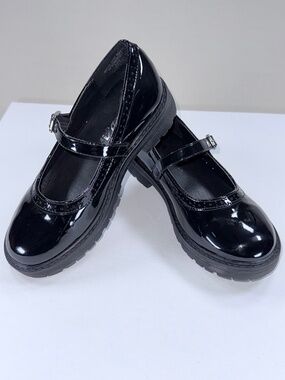 Soda Kid Flip Black Patent Mary Jane Lug Loafers Girls Size 13M